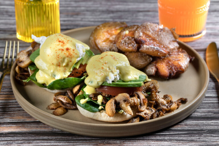 how to make the perfect egg benedict